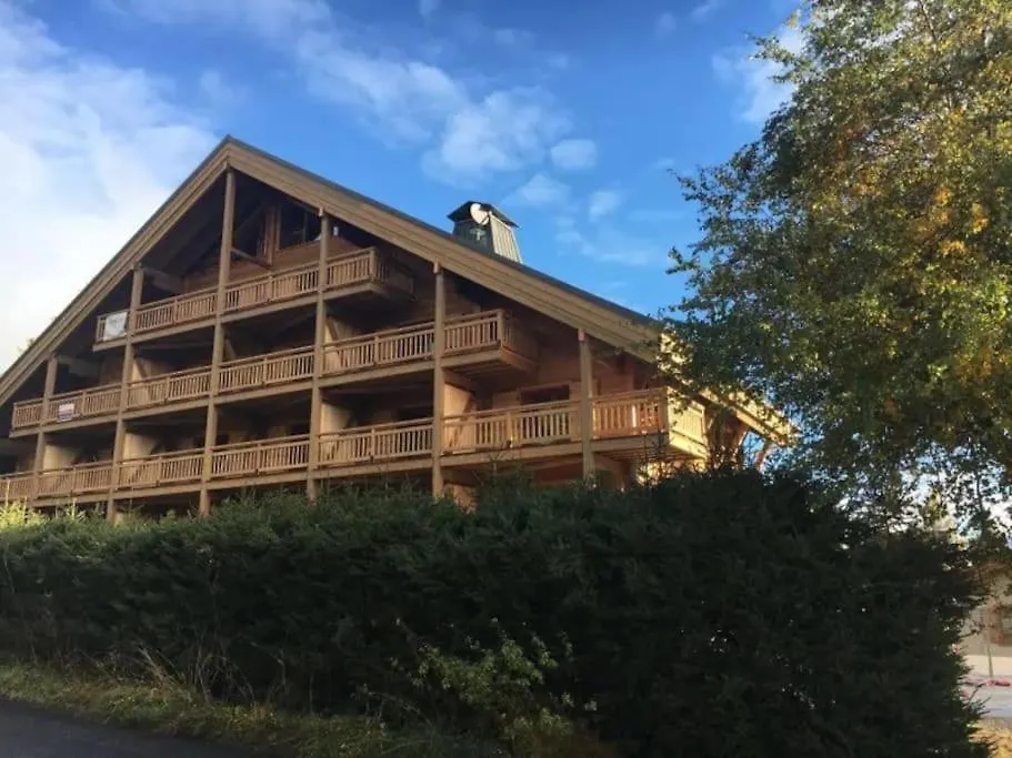 アパート Bel Appartement Tout En Bois Dans Un Chalet メジェーヴ