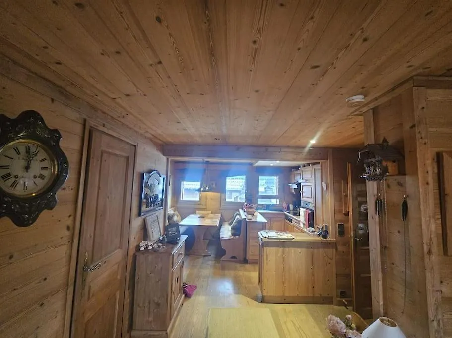 Bel Appartement Tout En Bois Dans Un Chalet メジェーヴ アパート